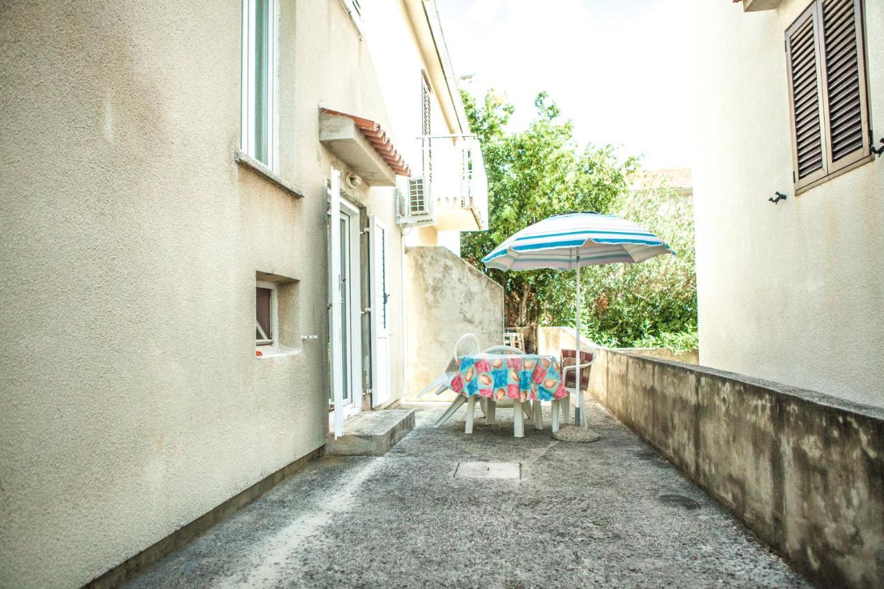 Apartments Alma Novalja Extérieur photo